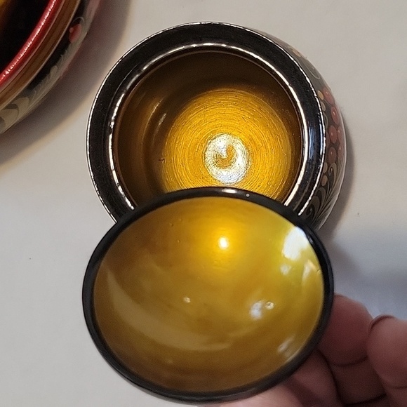 1970s Collection of Khokhloma Hand-Painted Wood Lacquerware 18 Pcs. - Picture 13 of 16